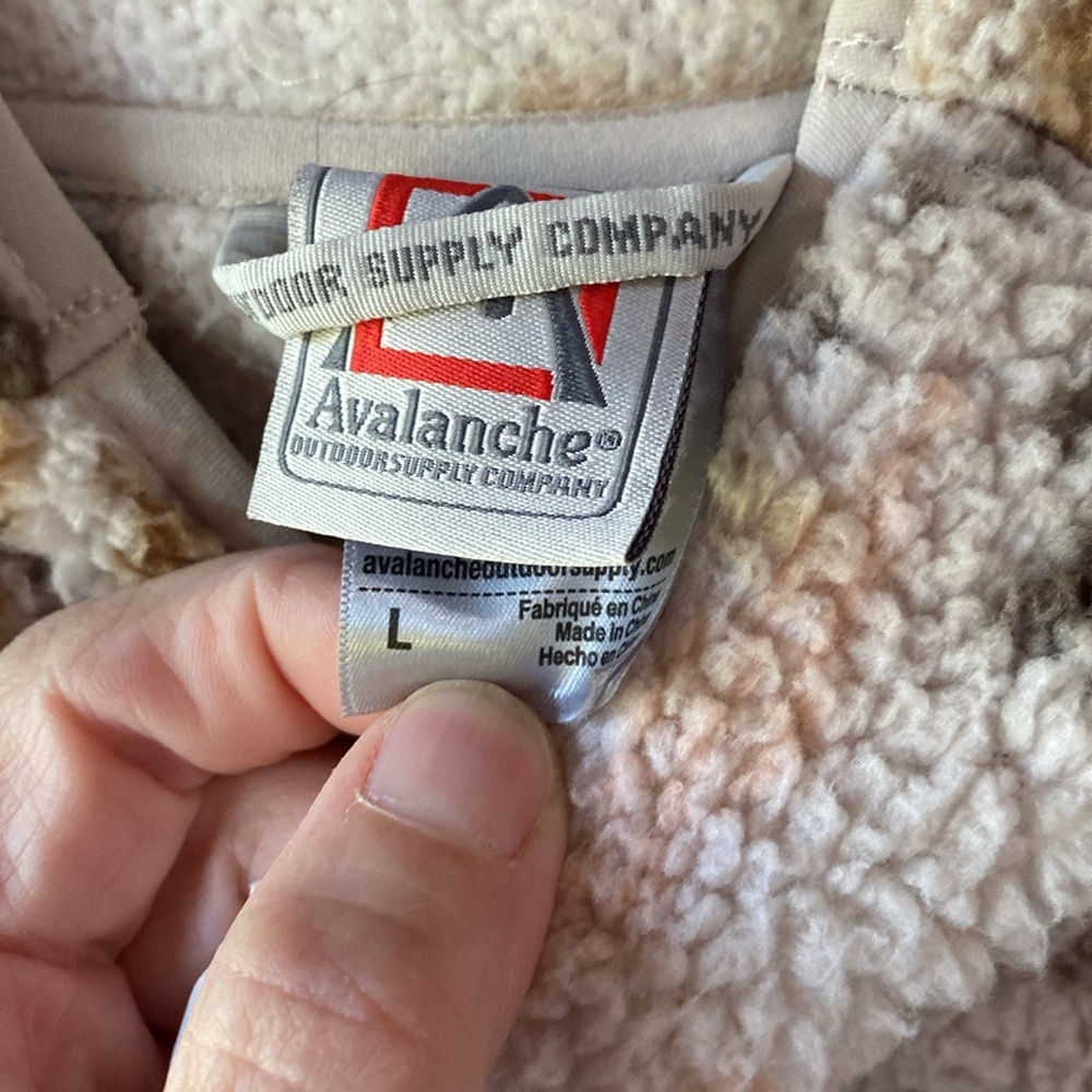 Pullover - Picture 4 of 4